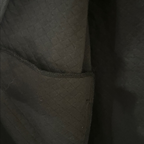 IZOD Men's Classic Black Vest - Picture 10 of 10